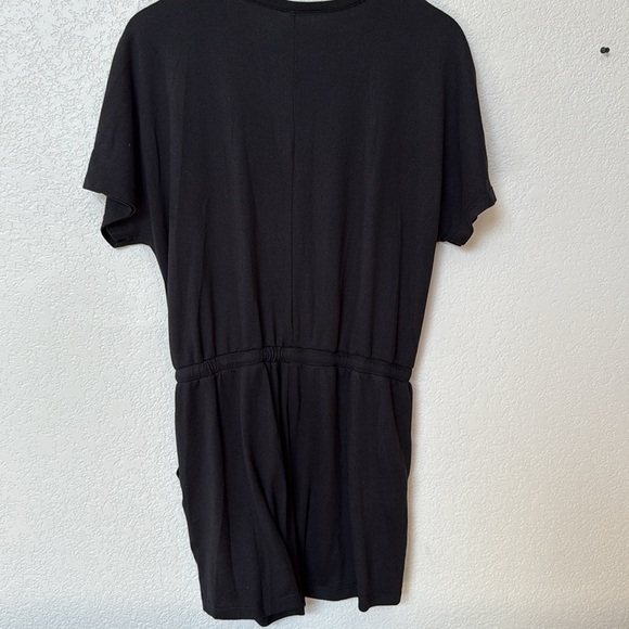 32 Degrees Romper Black size Medium - Picture 9 of 10